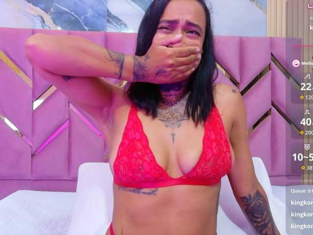 hollyvega live cam on BongaCams