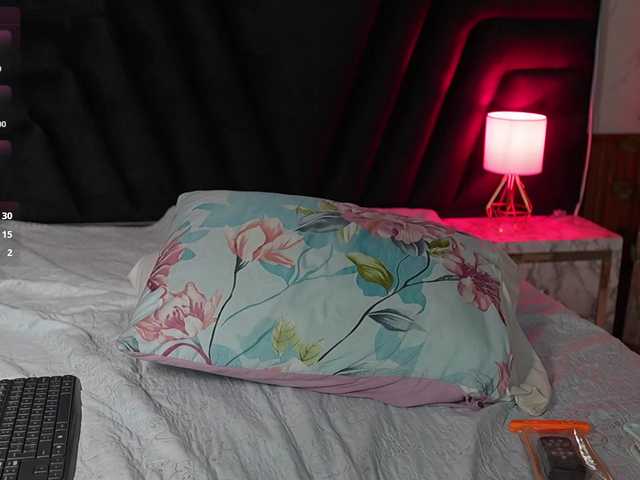 hollyvega
