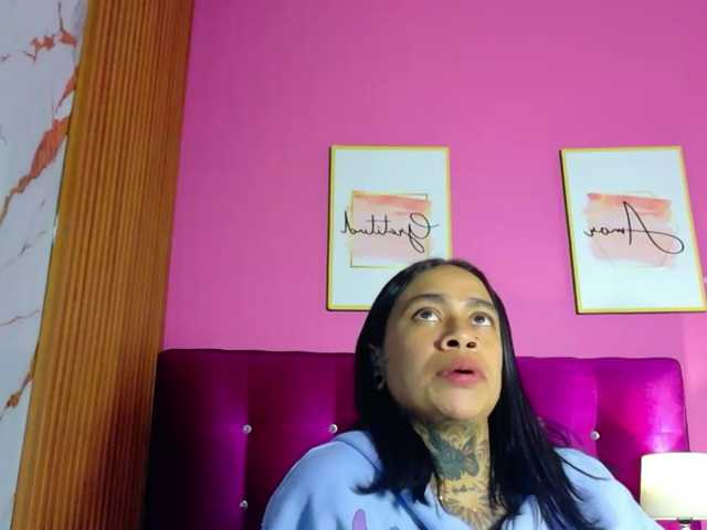hollyvega