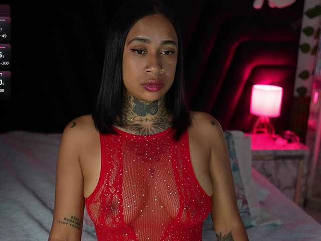 hollyvega