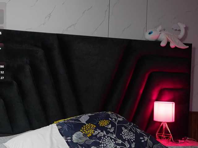 hollyvega live cam on BongaCams