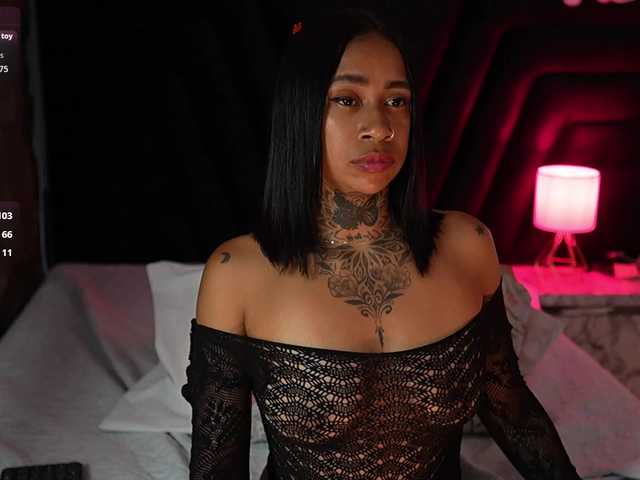 hollyvega