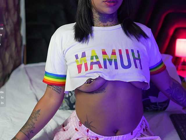 hollyvega live cam on BongaCams
