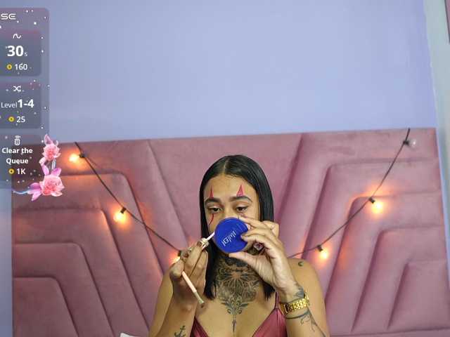 hollyvega