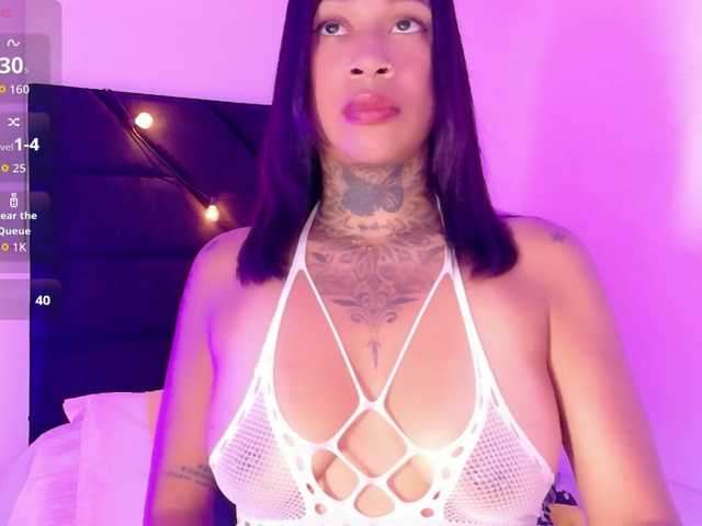 hollyvega