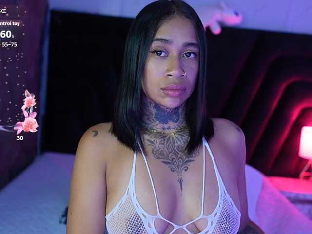 hollyvega