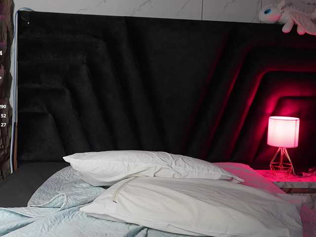 hollyvega live cam on BongaCams