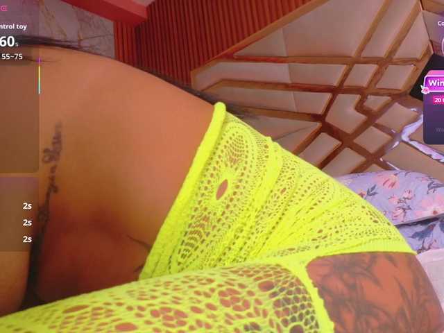 hollyvega