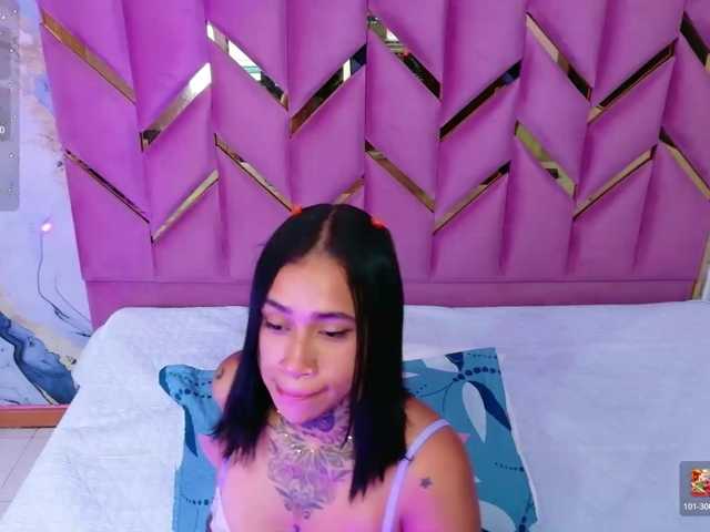 hollyvega