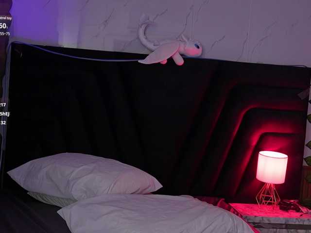 hollyvega live cam on BongaCams