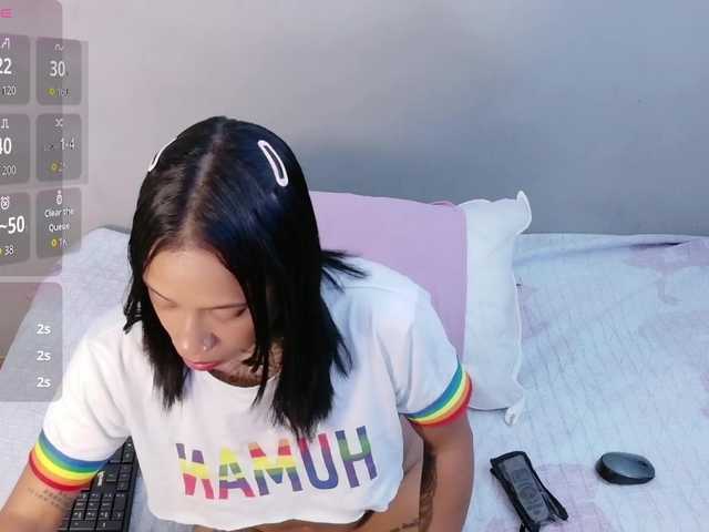 hollyvega live webcam show