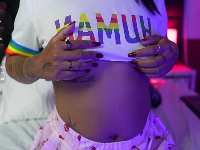 hollyvega live cam on BongaCams