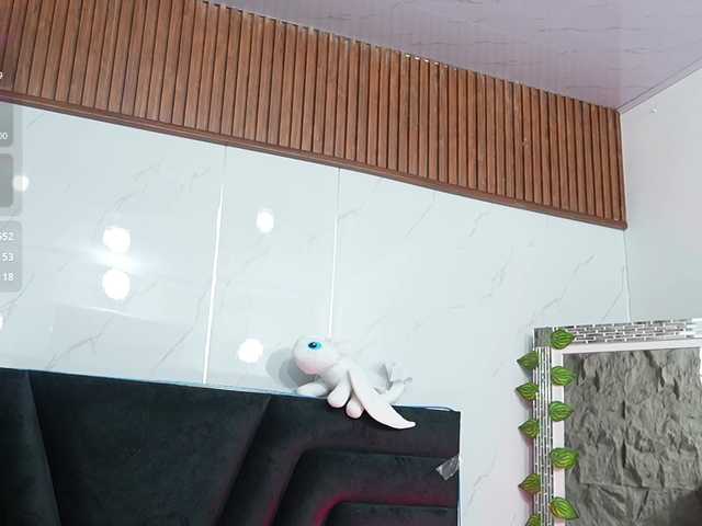 hollyvega live cam on BongaCams