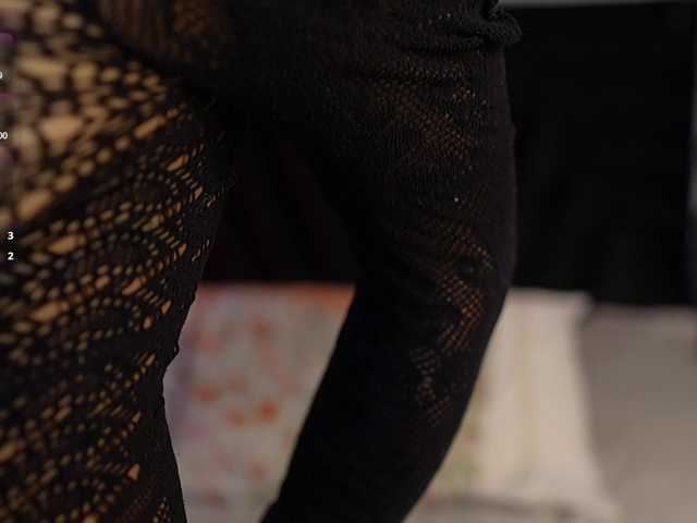 hollyvega live cam on BongaCams