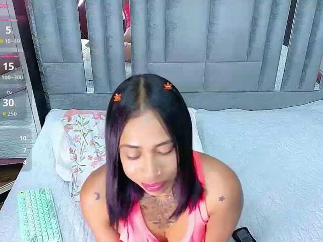 hollyvega