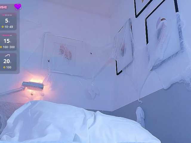 hollyvega live cam on BongaCams