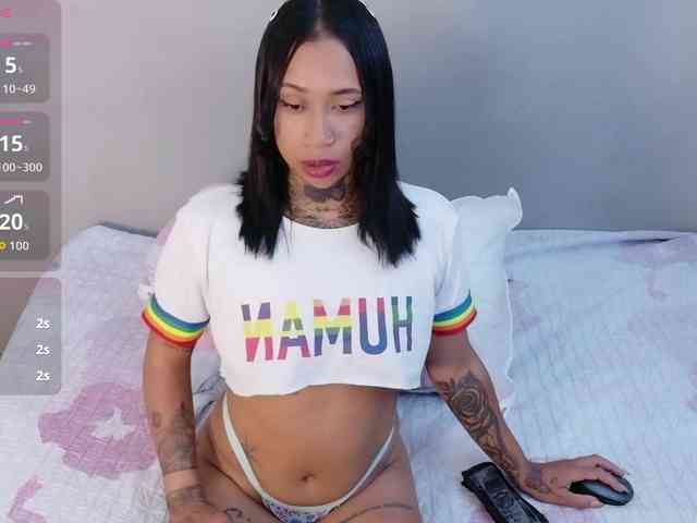 hollyvega webcam