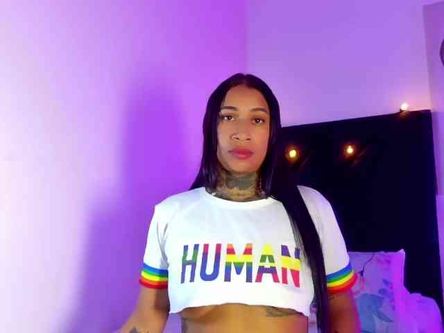 hollyvega webcam