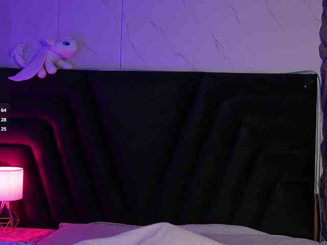 hollyvega webcam