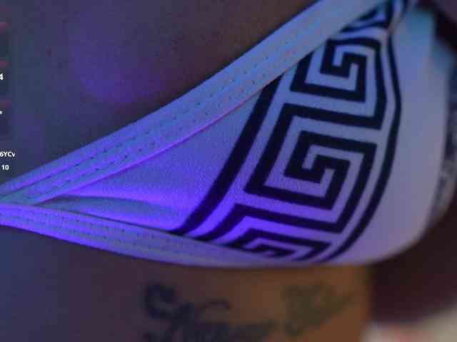 hollyvega webcam