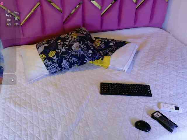 hollyvega webcam