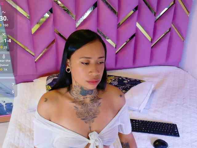 hollyvega webcam