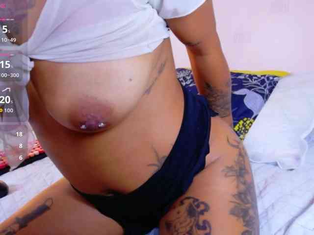 hollyvega webcam