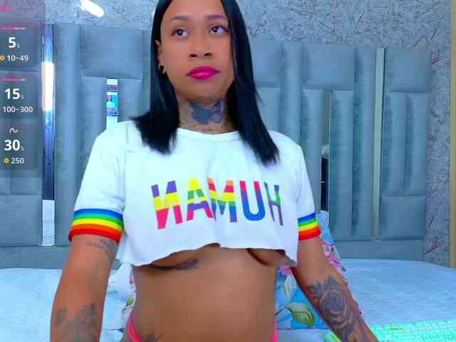 hollyvega webcam