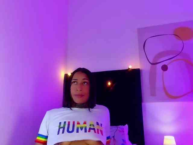 hollyvega webcam