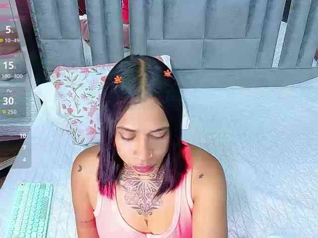 hollyvega webcam