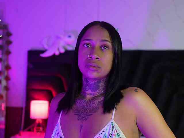 hollyvega webcam
