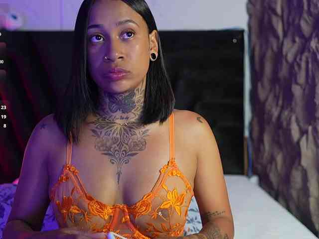 hollyvega webcam