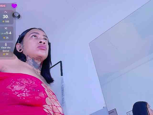 hollyvega