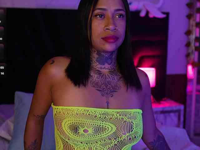 hollyvega webcam