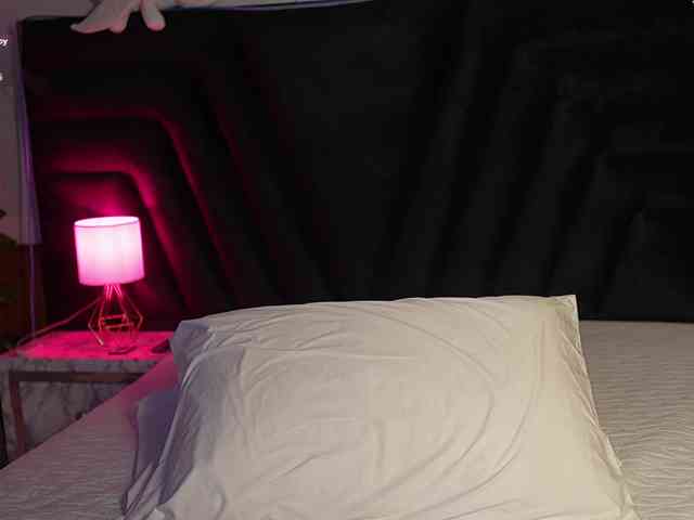 hollyvega webcam