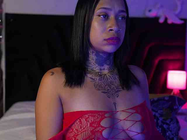 hollyvega webcam