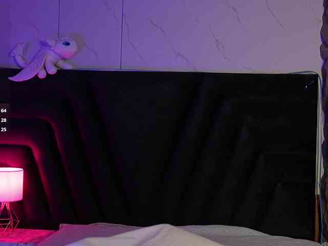 hollyvega webcam