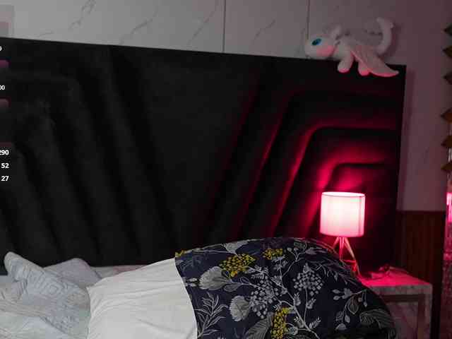 hollyvega webcam