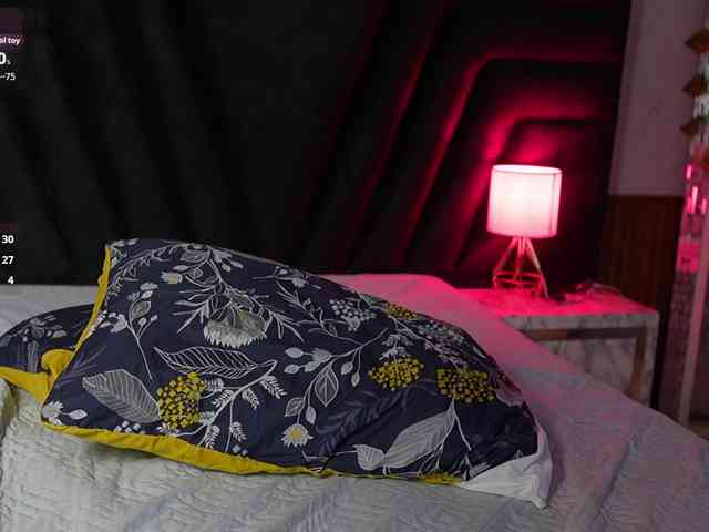hollyvega webcam