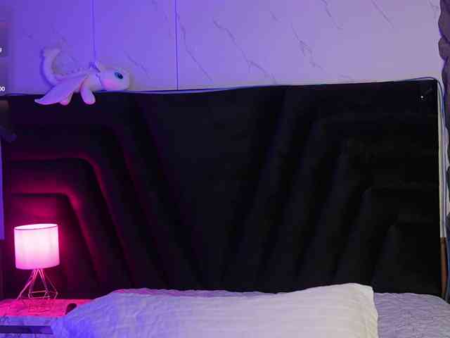 hollyvega webcam