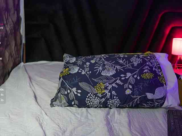 hollyvega webcam