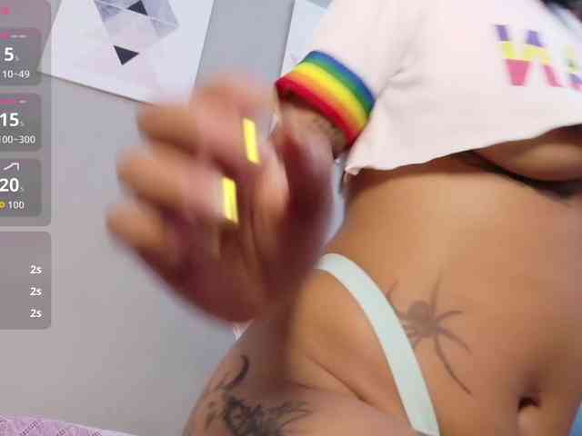hollyvega webcam