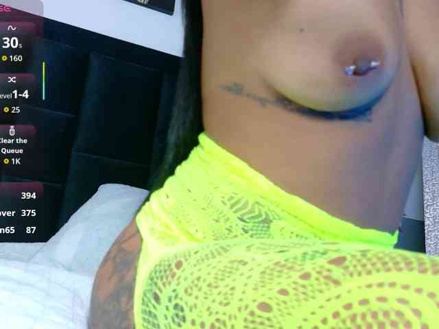 hollyvega webcam