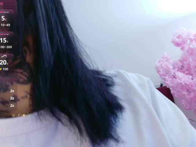 hollyvega webcam