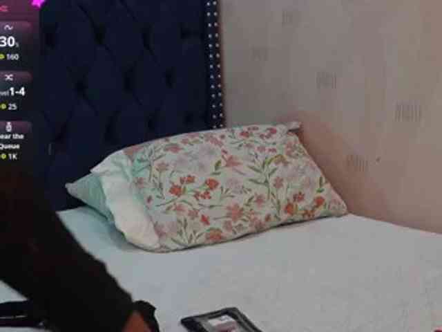hollyvega webcam