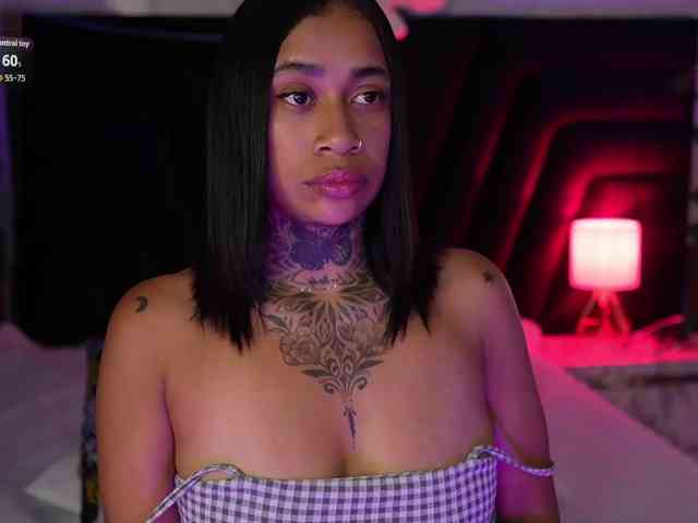 hollyvega