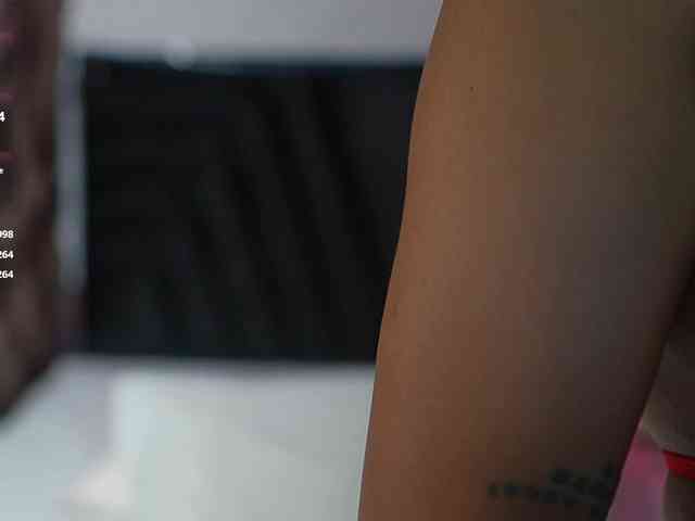 hollyvega Live Webcam on BongaCams
