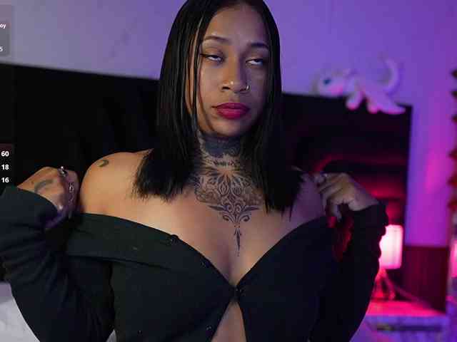 hollyvega webcam