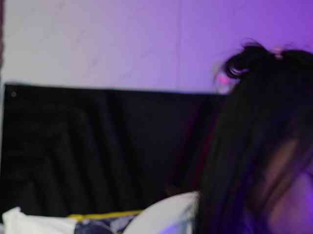 hollyvega webcam
