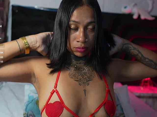 hollyvega webcam